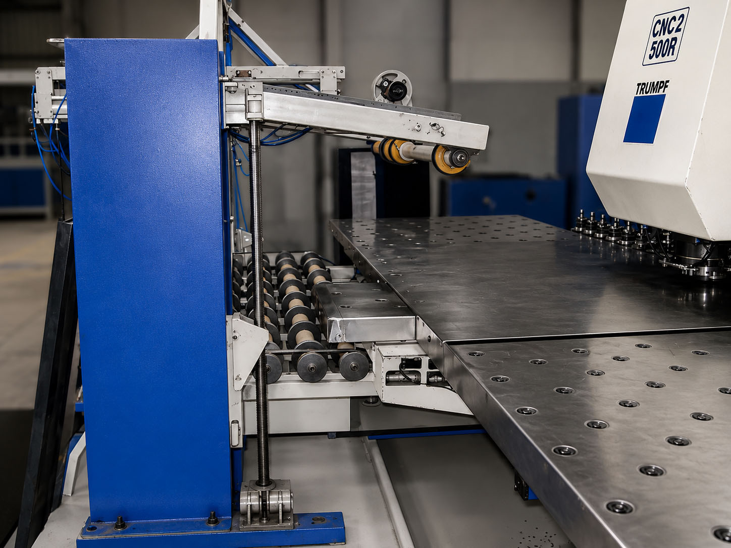 CNC loader for turret punching machine